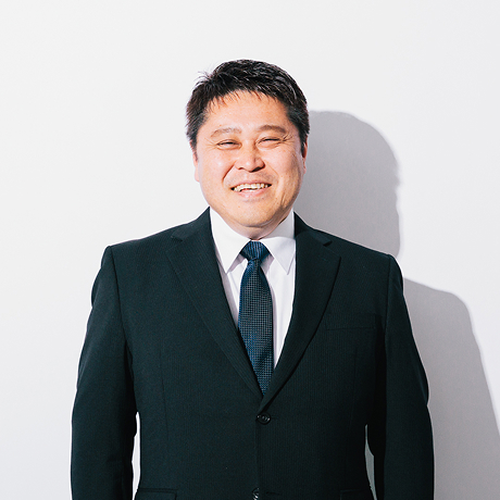 取締役/事業部本部長兼開発事業部 事業部長 岩本 光博