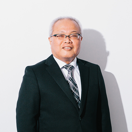 取締役/管理本部 本部長 川添 智之
